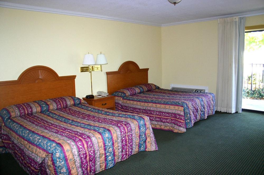 Heritage Inn Express Roseville Extérieur photo