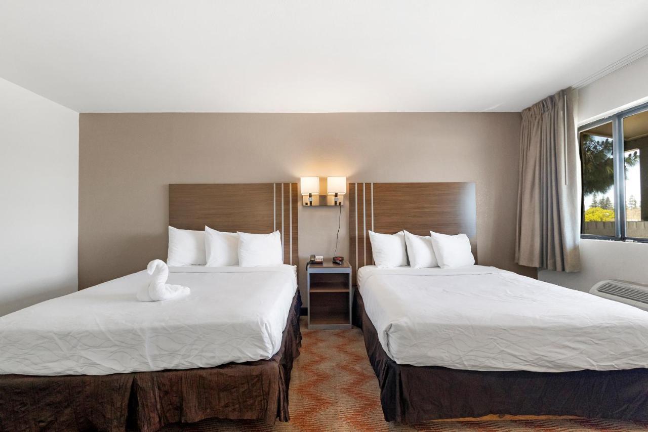 Heritage Inn Express Roseville Extérieur photo