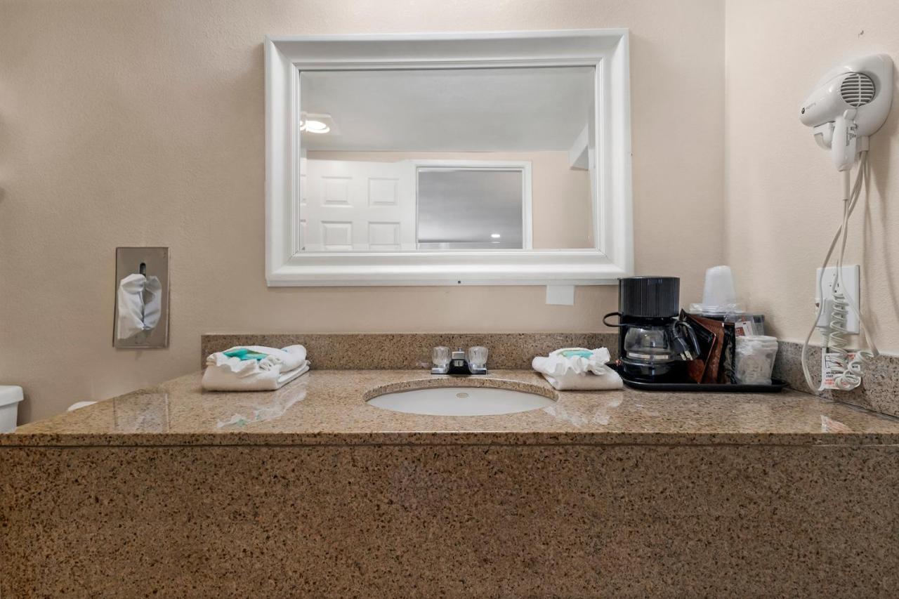 Heritage Inn Express Roseville Extérieur photo