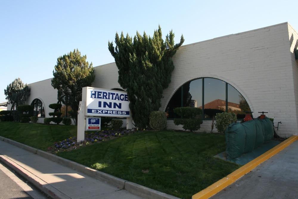 Heritage Inn Express Roseville Extérieur photo